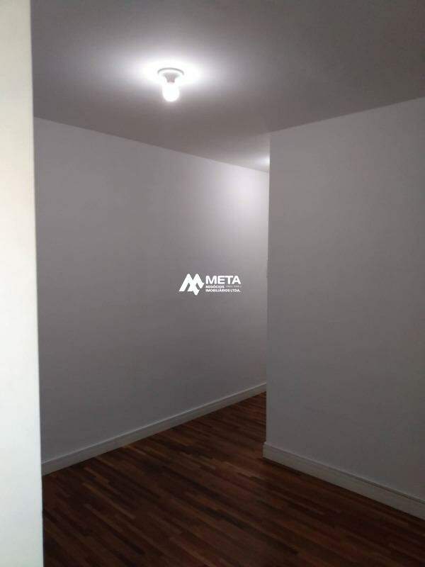 Apartamento à venda no Jardim Maria Duarte: 