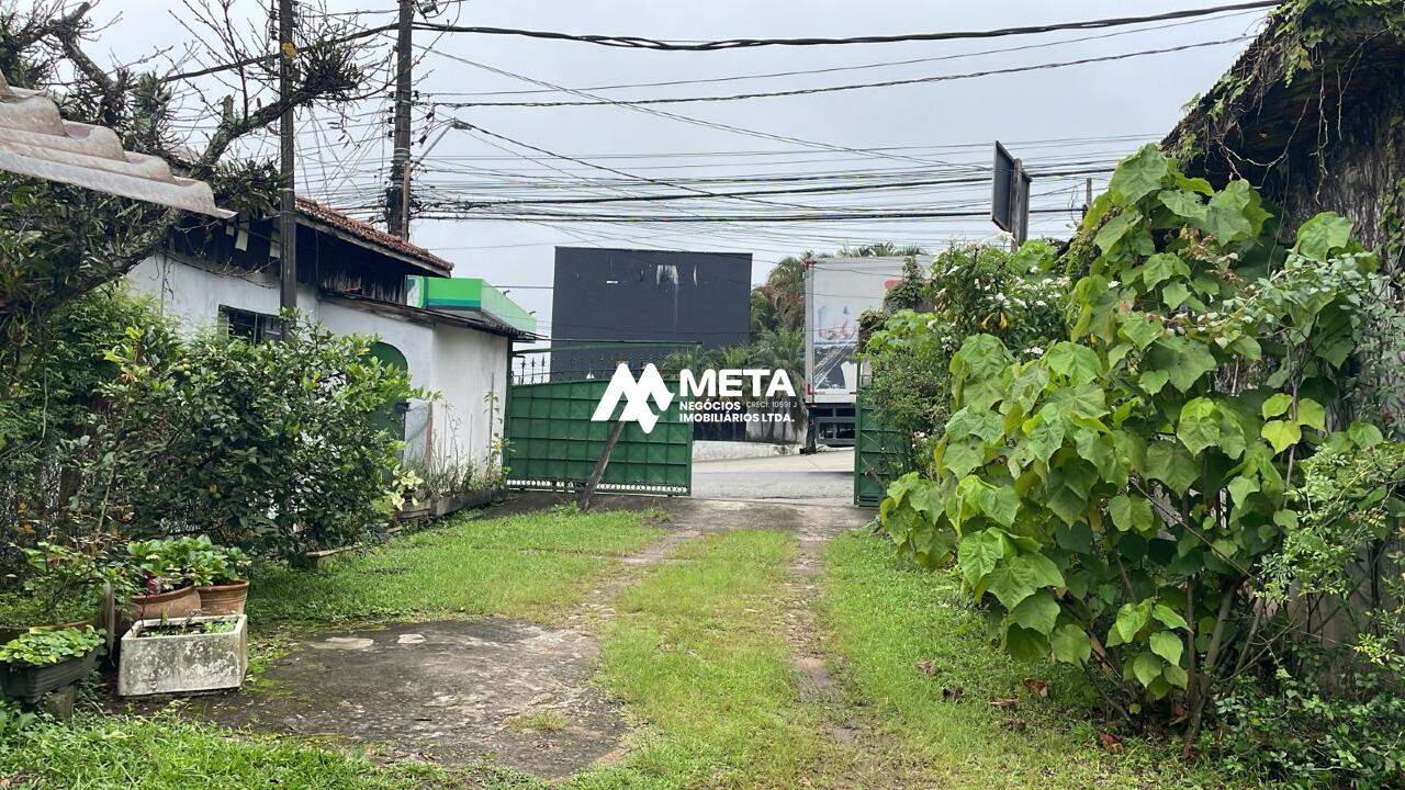 Terreno Padrão à venda no Centro: 