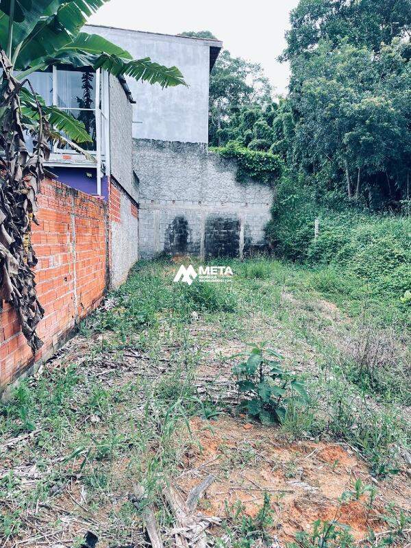 Casa à venda no Chácaras Lidia: 