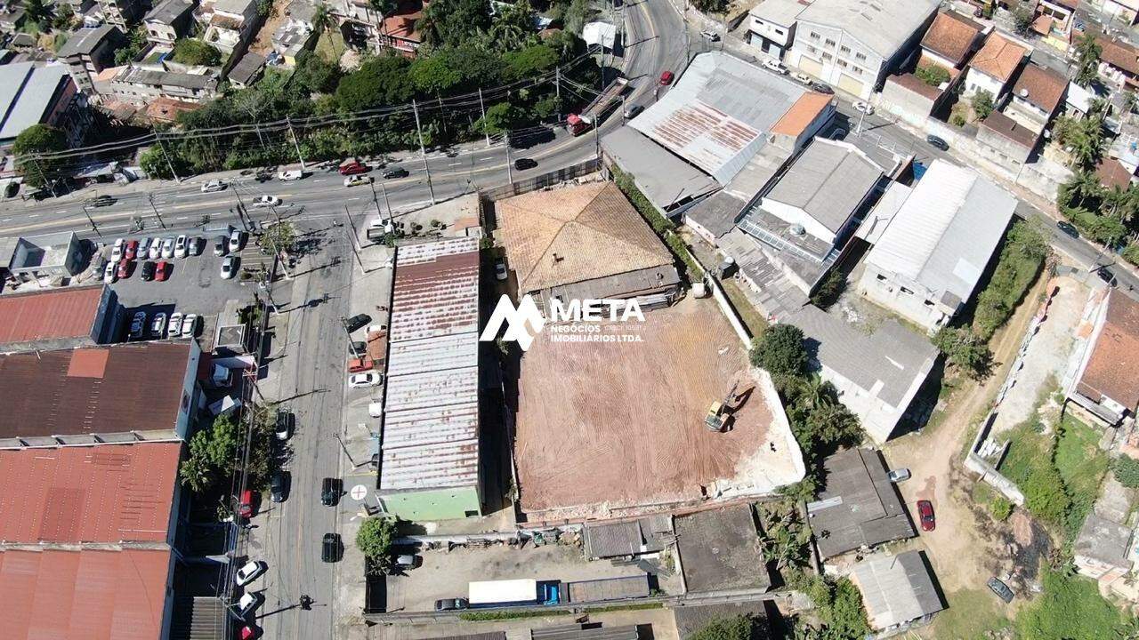 Terreno Padrão à venda no Centro: 