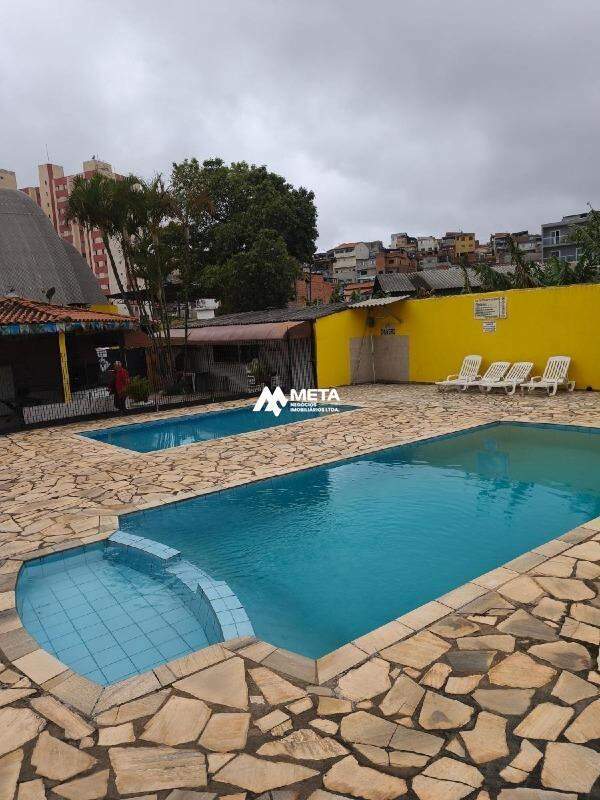 Apartamento à venda no Jardim Vitória: 