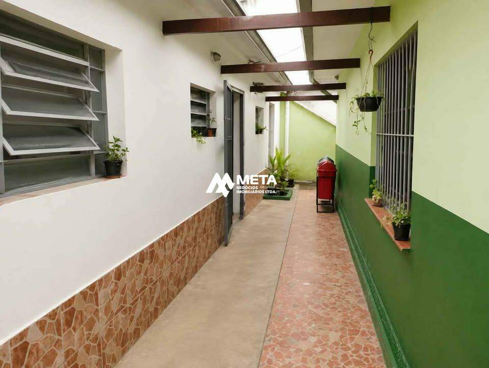 Casa à venda no Centro: 