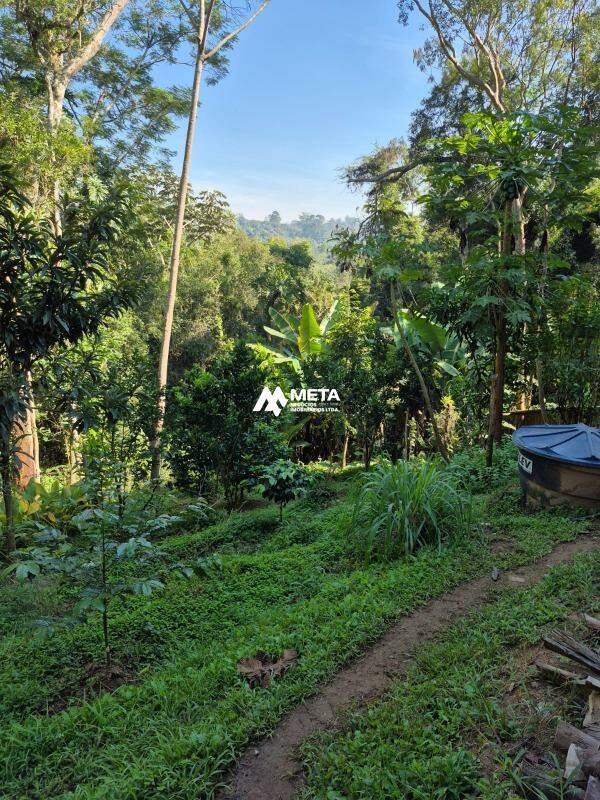 Chácara à venda no Embu Colonial: 