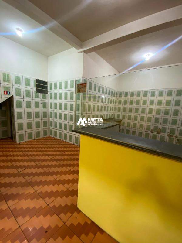 Salão para aluguel no Jardim São Francisco: 