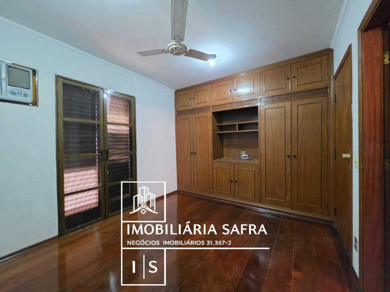 Casa, 3 quartos, 280 m² - Foto 13