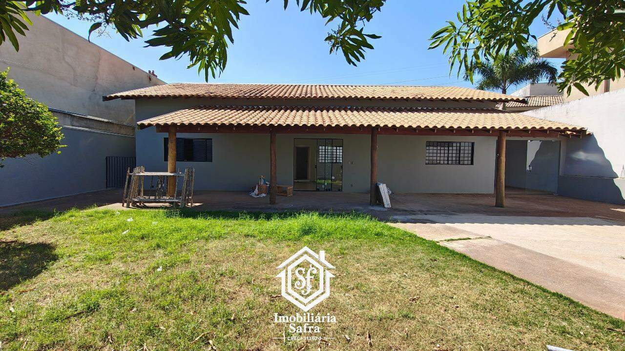 Casa, 2 quartos, 150 m² - Foto 1