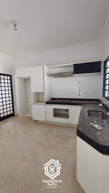 Casa, 2 quartos, 150 m² - Foto 17