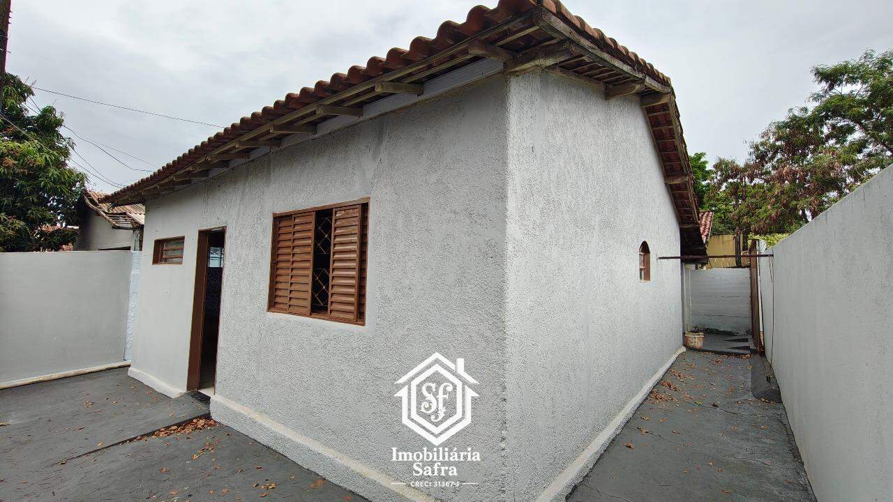 Casa, 2 quartos, 60 m² - Foto 1