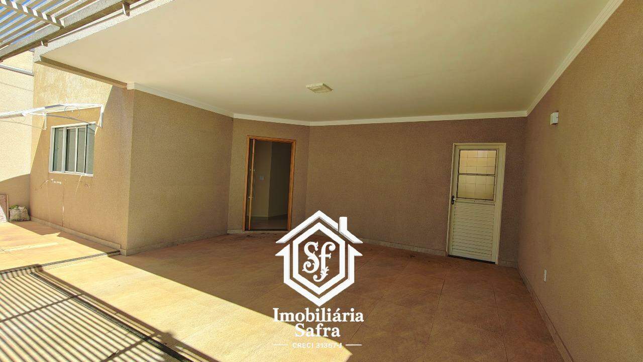Casa, 3 quartos, 100 m² - Foto 1