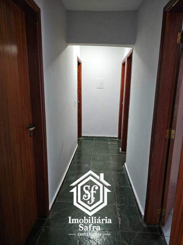Casa, 3 quartos, 289 m² - Foto 13