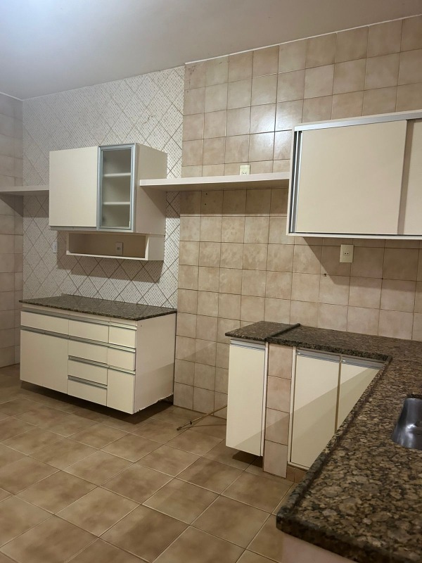 Casa para aluguel no Augusta Mota: 