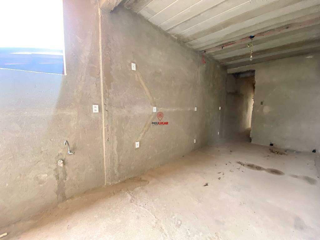 Casa, 4 quartos, 280 m² - Foto 4