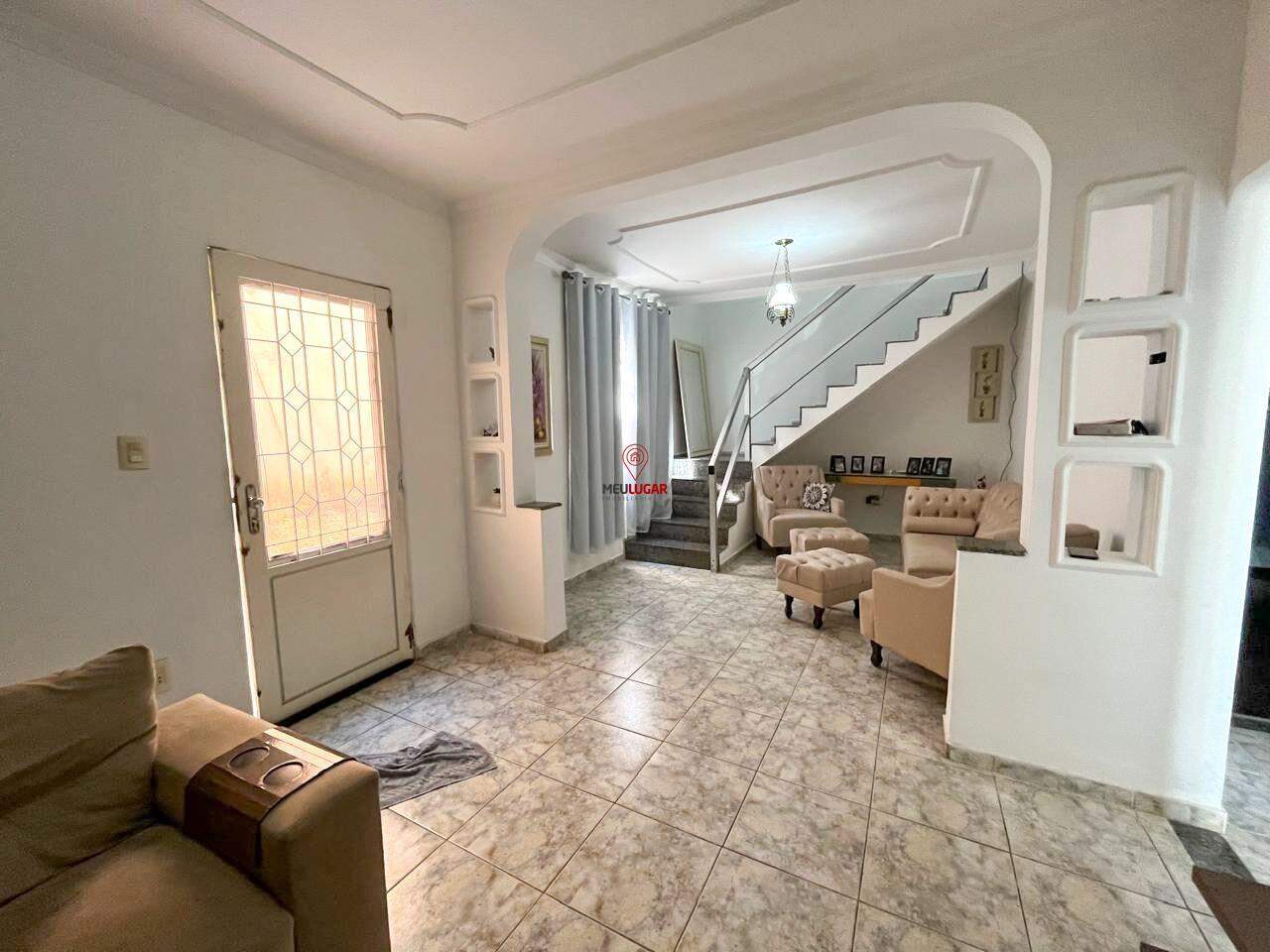 Casa, 3 quartos, 341 m² - Foto 2
