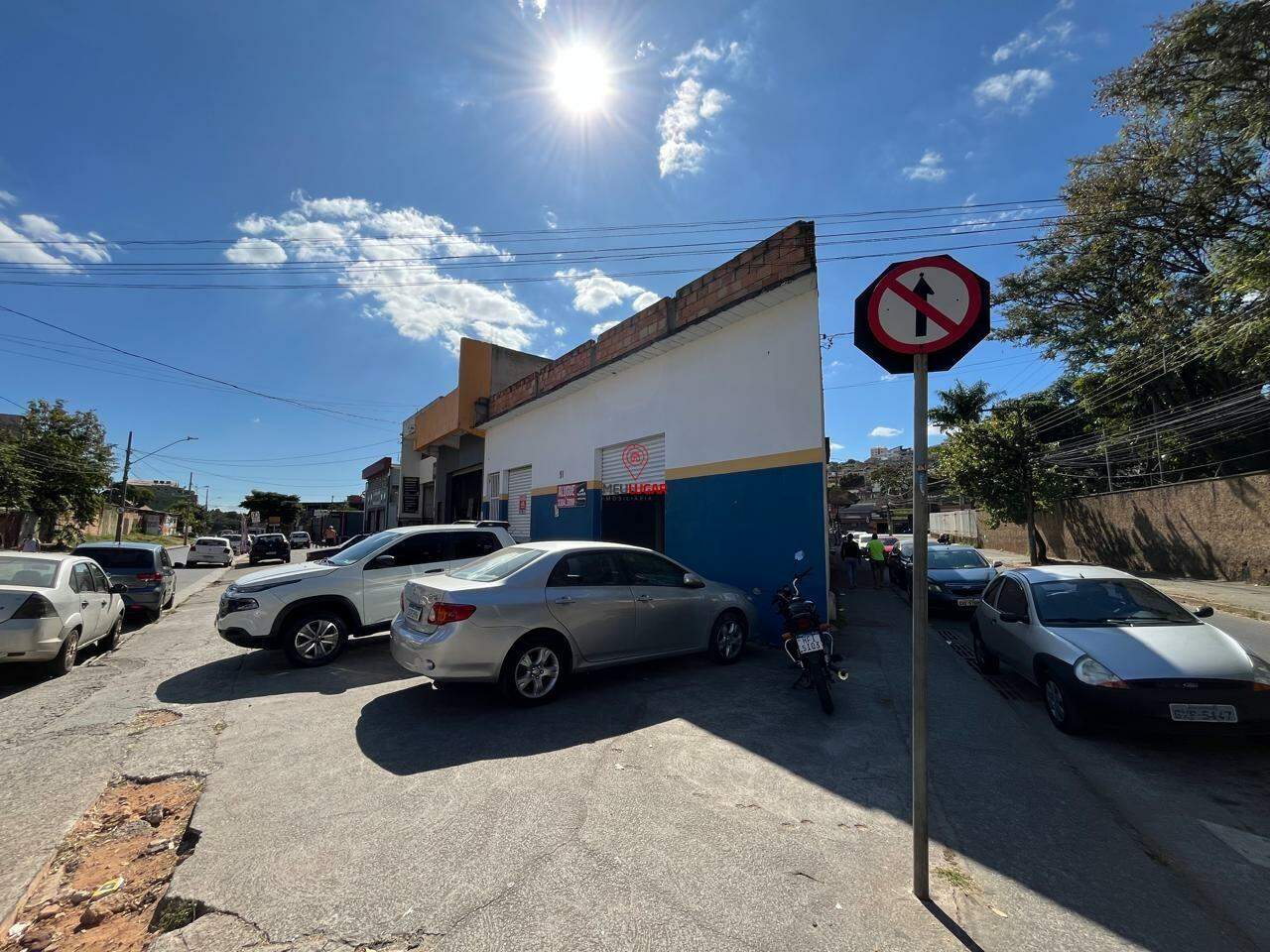 Loja-Salão, 180 m² - Foto 1