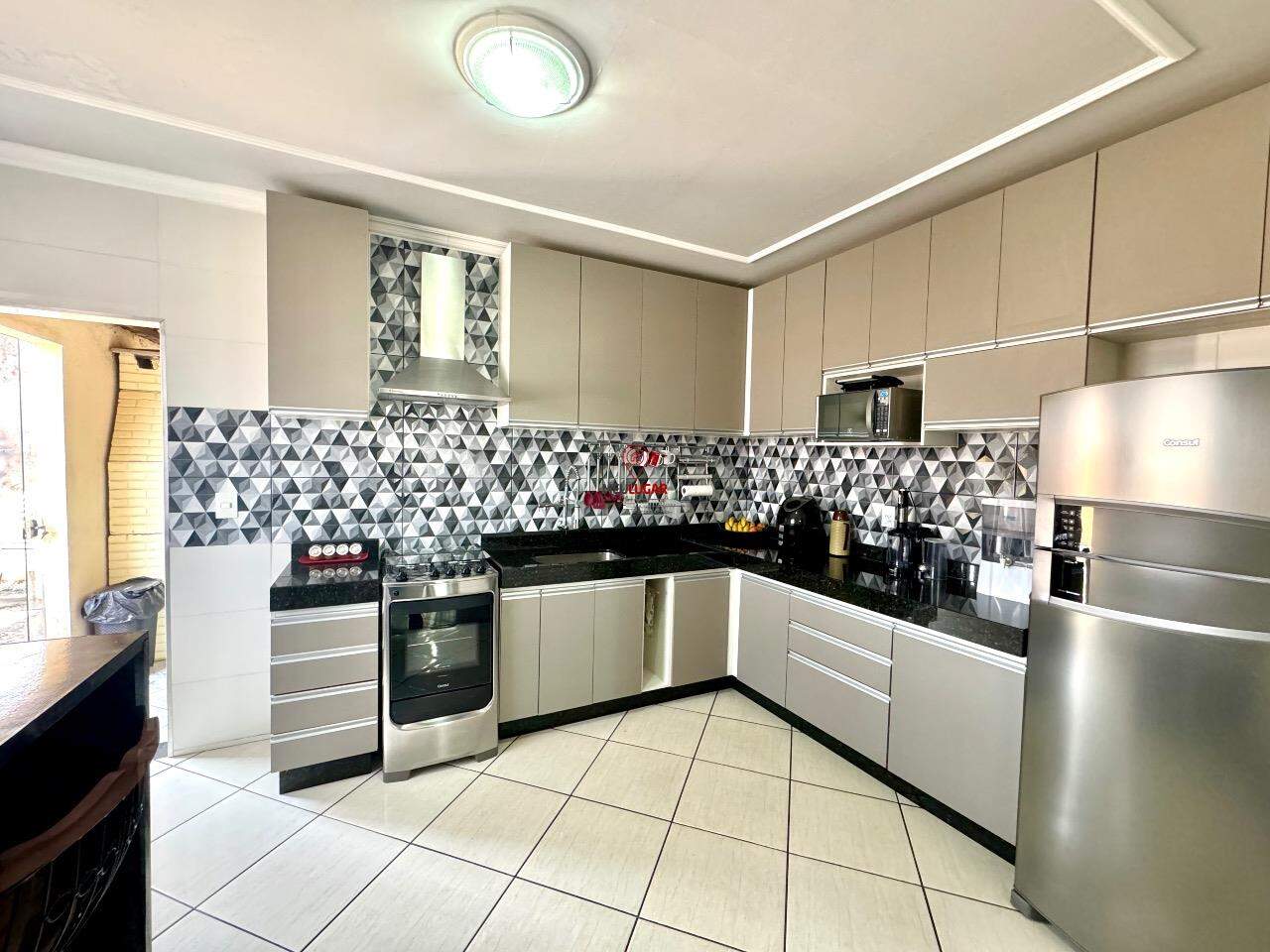 Casa, 5 quartos, 261 m² - Foto 8