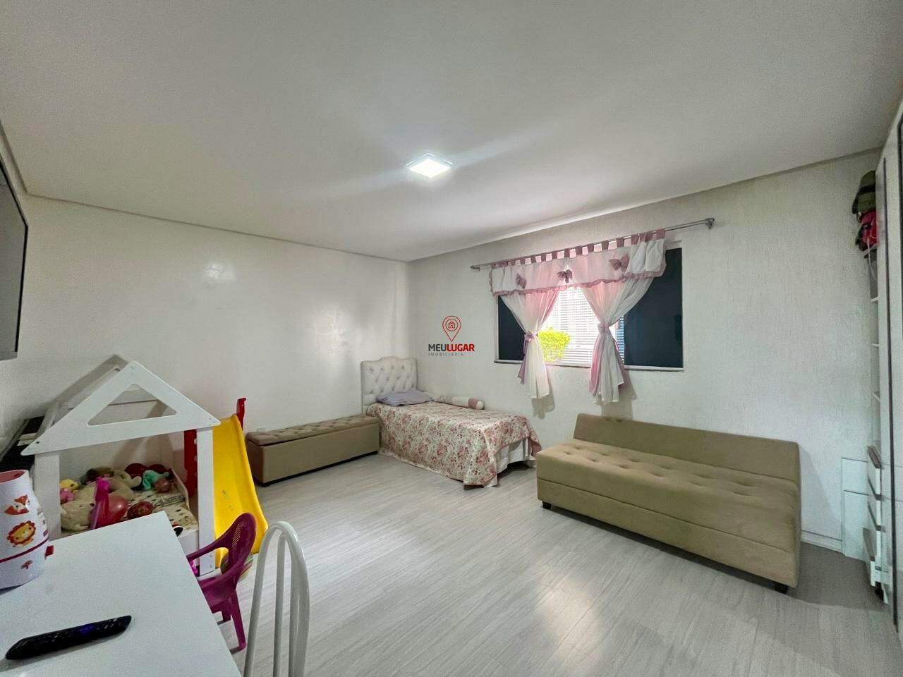 Casa, 3 quartos, 227 m² - Foto 6