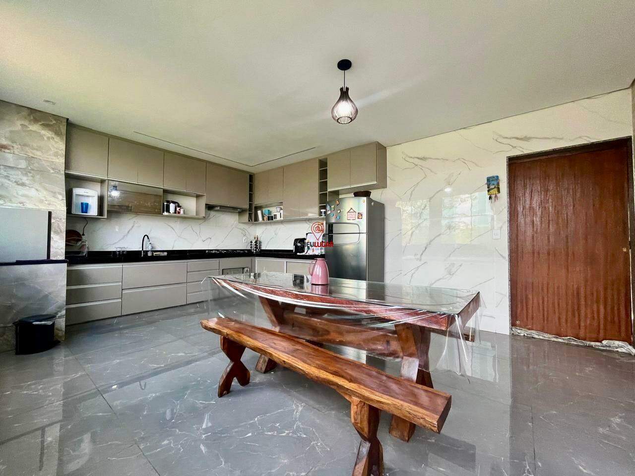 Casa, 3 quartos, 227 m² - Foto 8