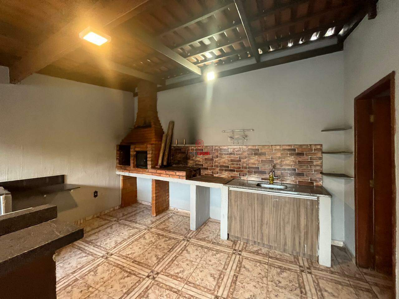 Casa, 4 quartos, 220 m² - Foto 4