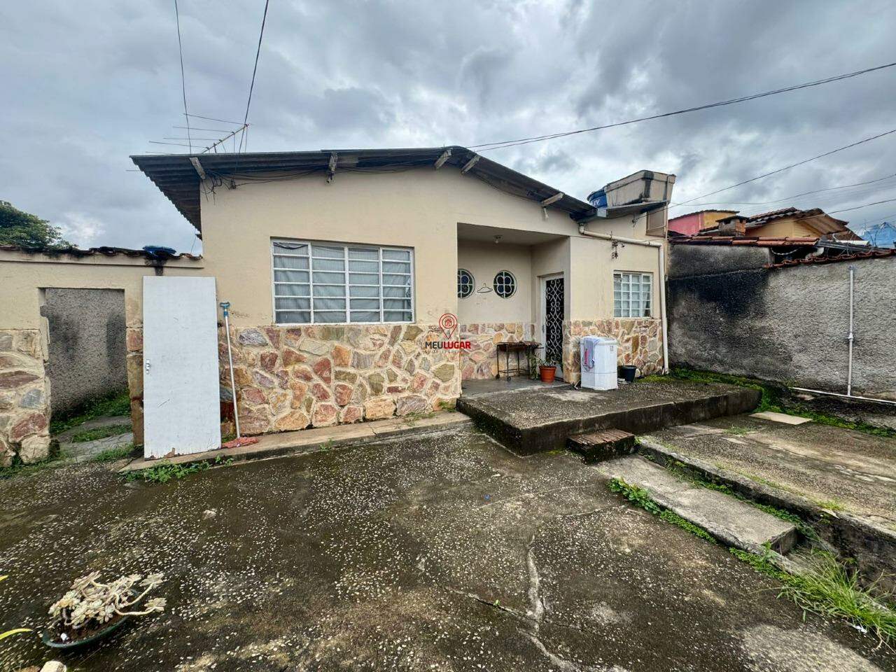 Casa, 4 quartos, 131 m² - Foto 2