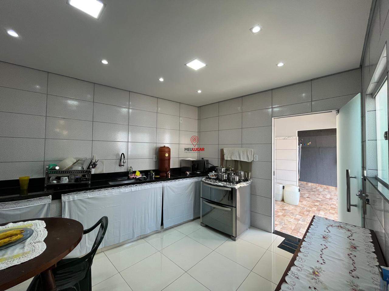 Casa, 3 quartos, 213 m² - Foto 11