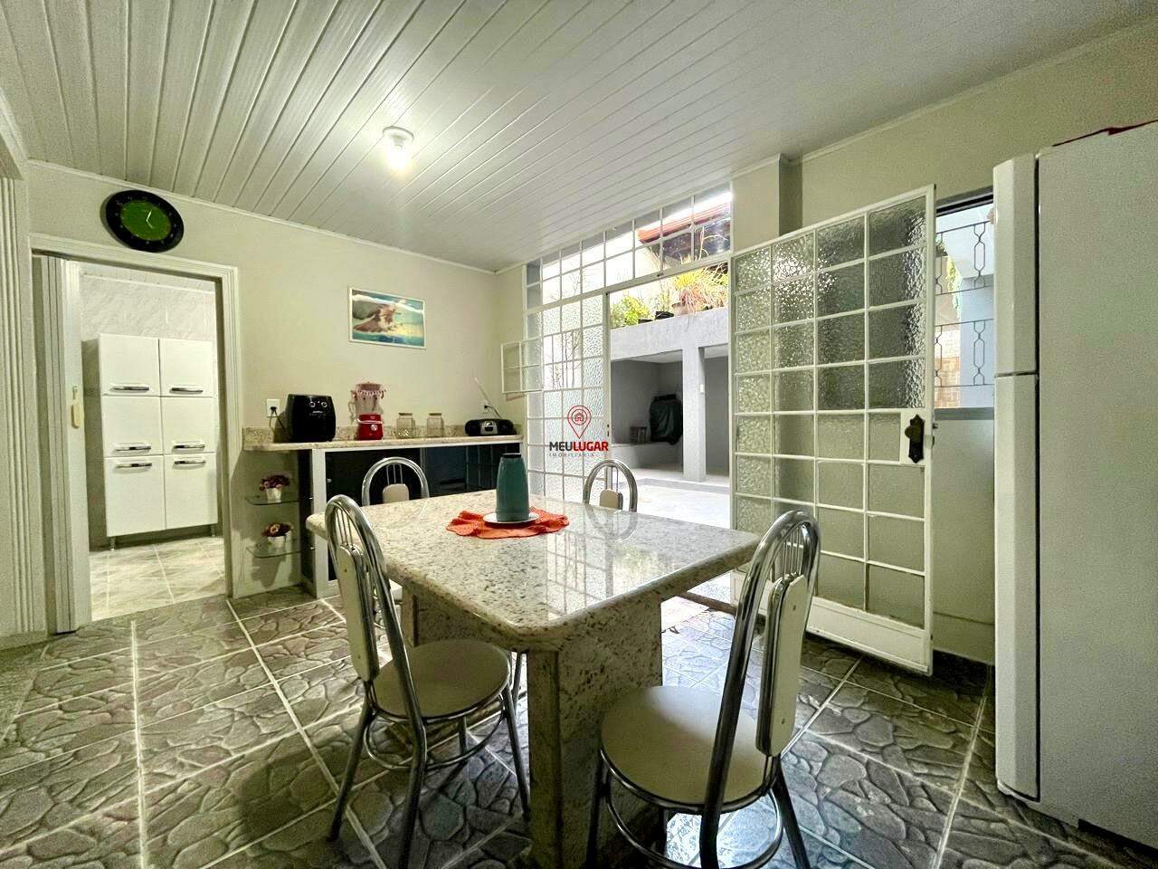 Casa, 3 quartos, 298 m² - Foto 10