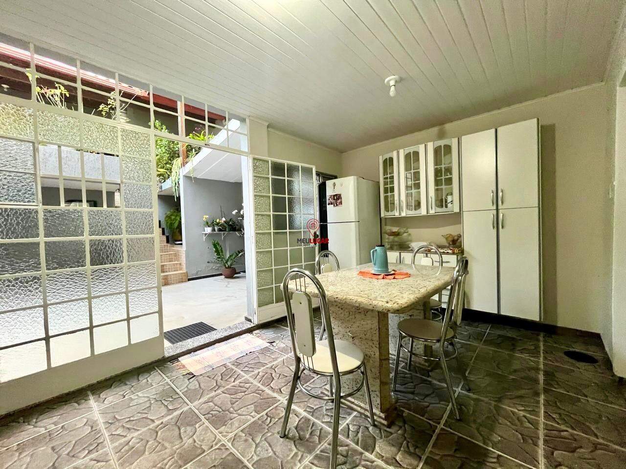Casa, 3 quartos, 298 m² - Foto 9