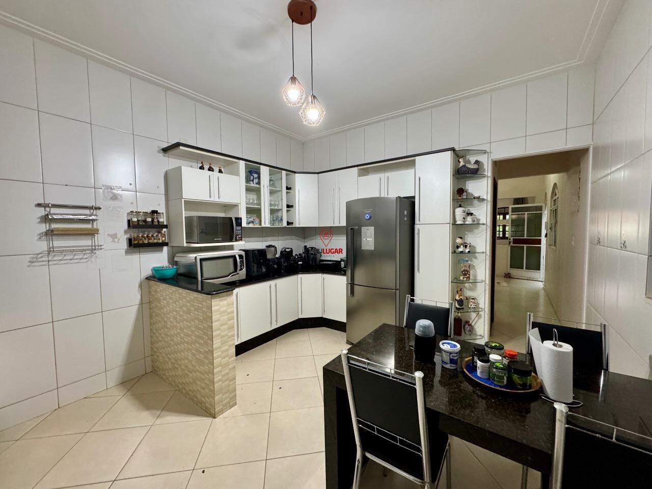Casa, 3 quartos, 225 m² - Foto 22