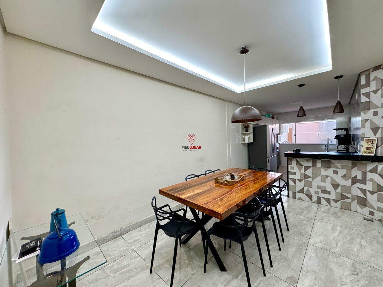 Casa, 3 quartos, 246 m² - Foto 3