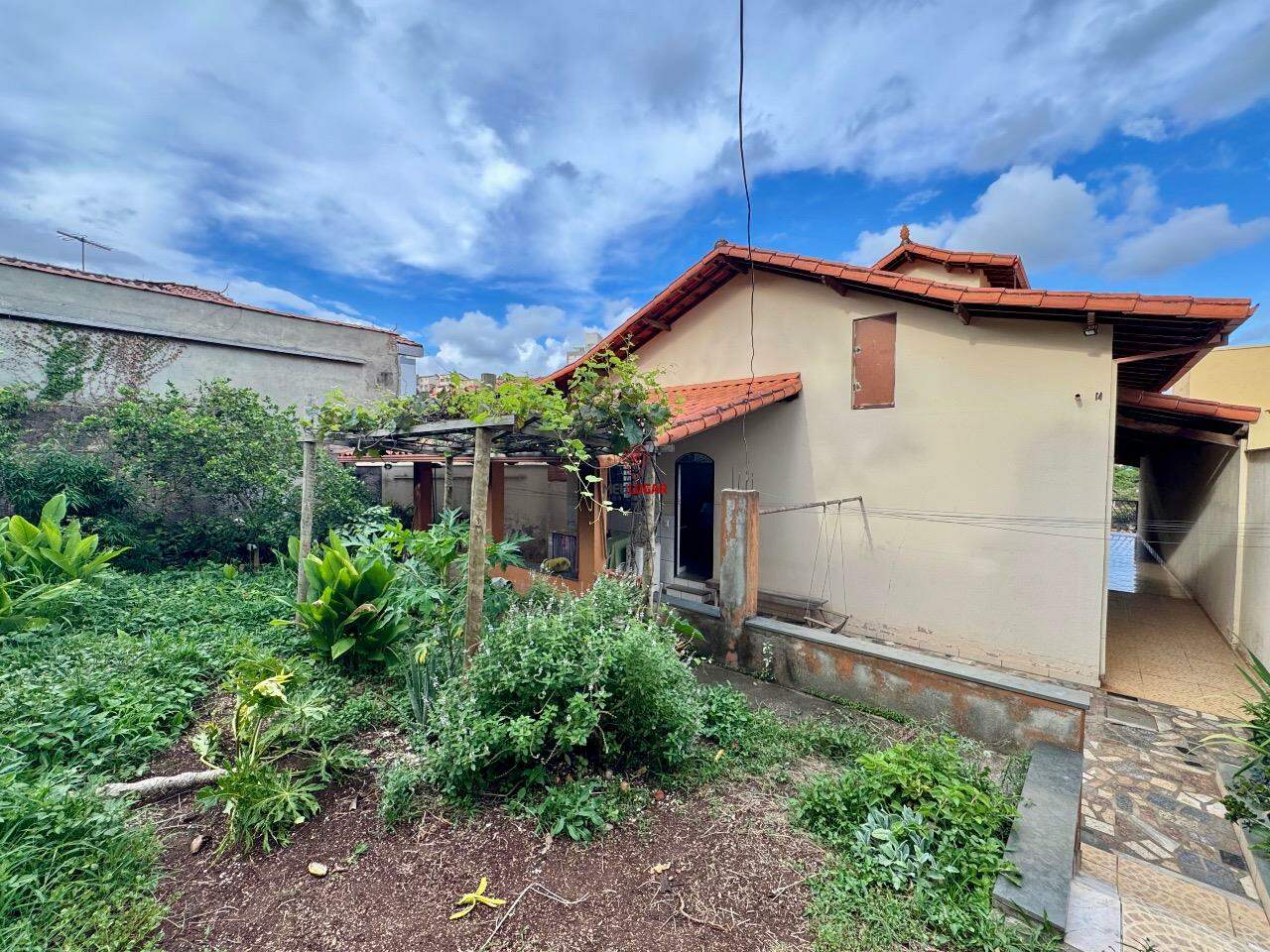 Casa, 5 quartos, 295 m² - Foto 6