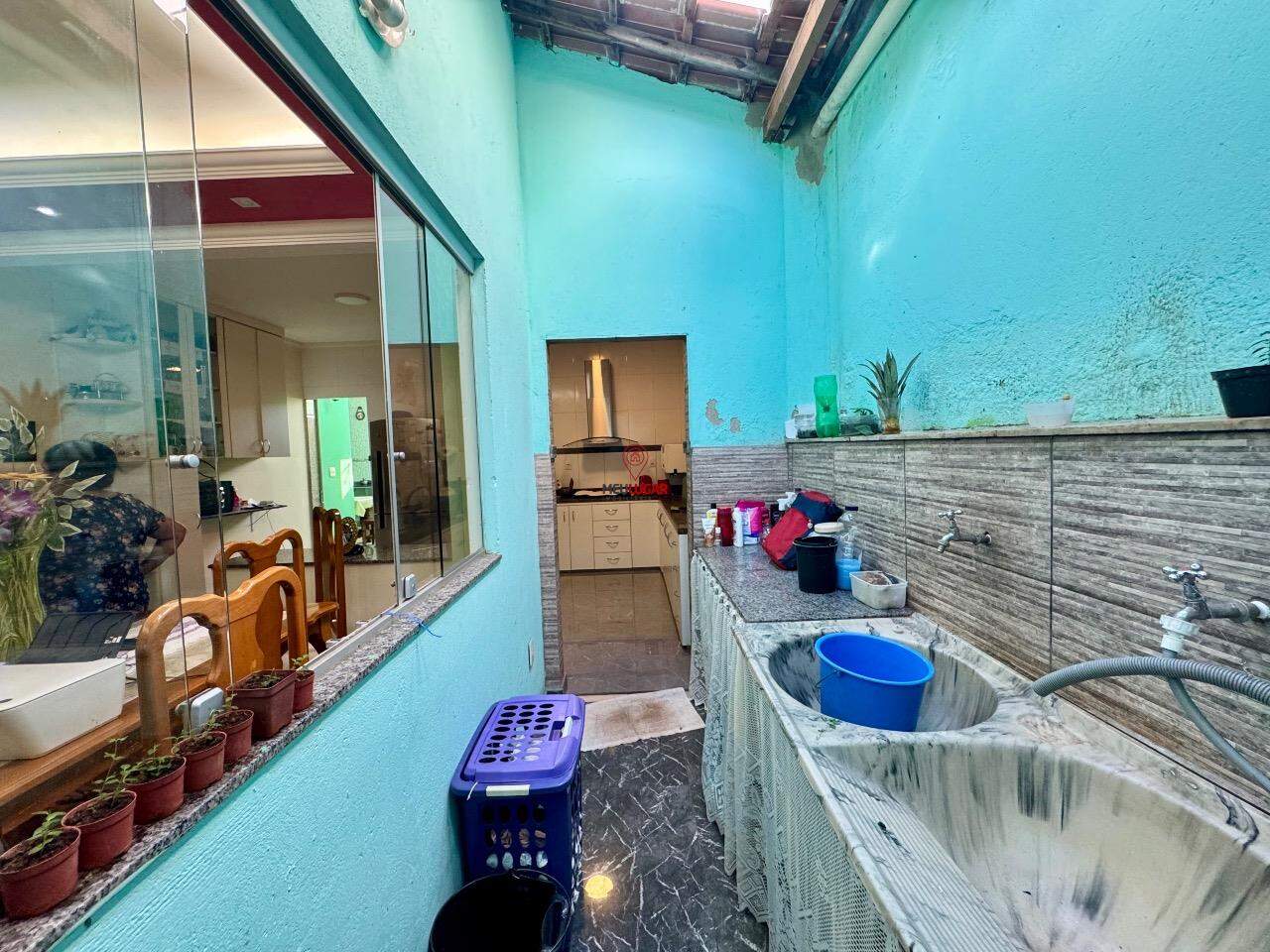 Casa, 3 quartos, 200 m² - Foto 11