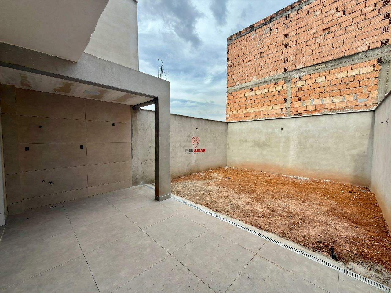 Casa, 3 quartos, 180 m² - Foto 2