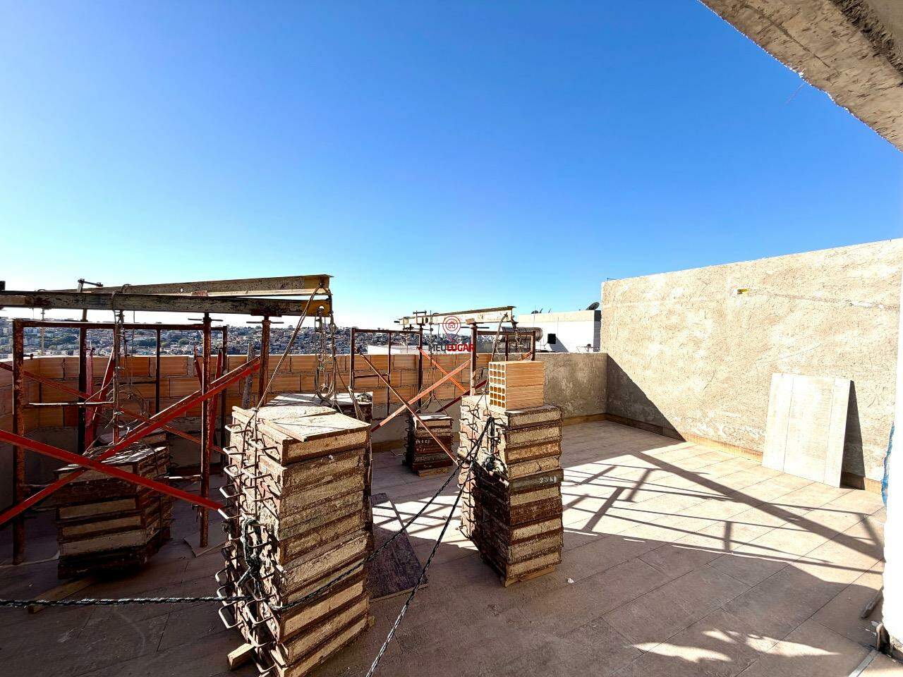 Cobertura, 3 quartos, 180 m² - Foto 2