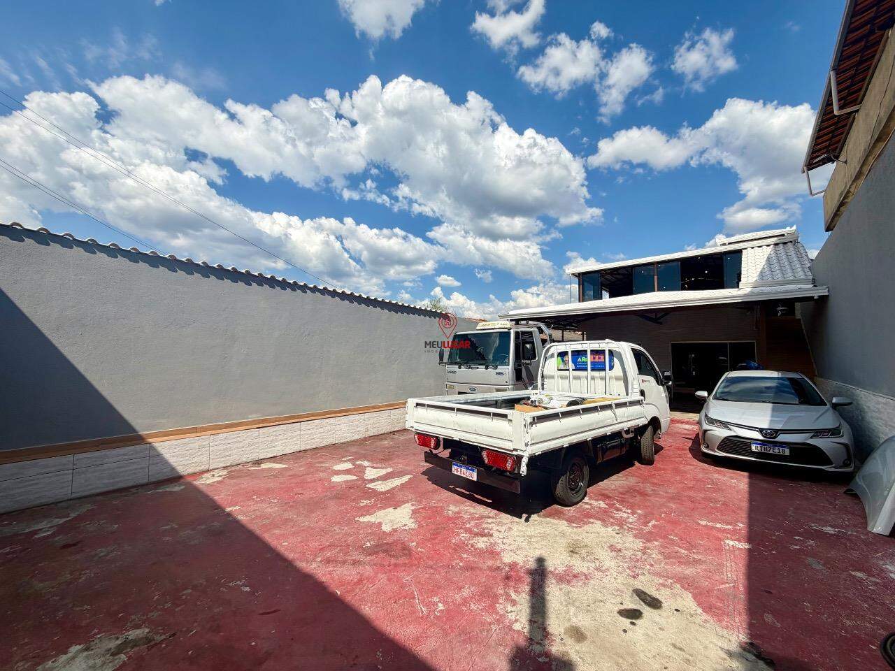 Casa, 3 quartos, 240 m² - Foto 2