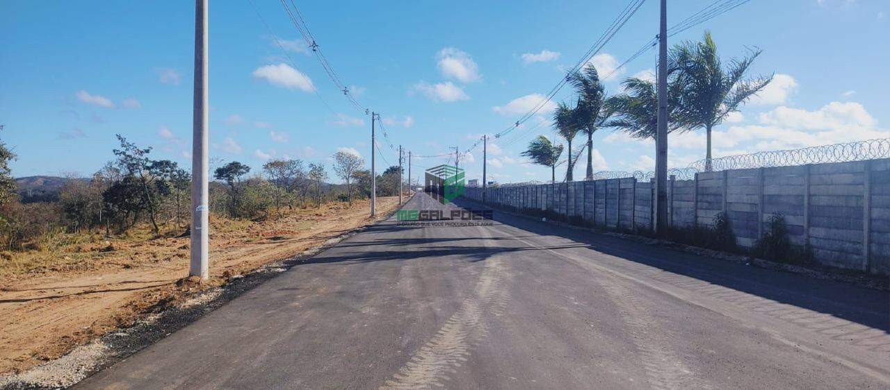 Terreno/Área para à venda no bairro Novo Retiro : 