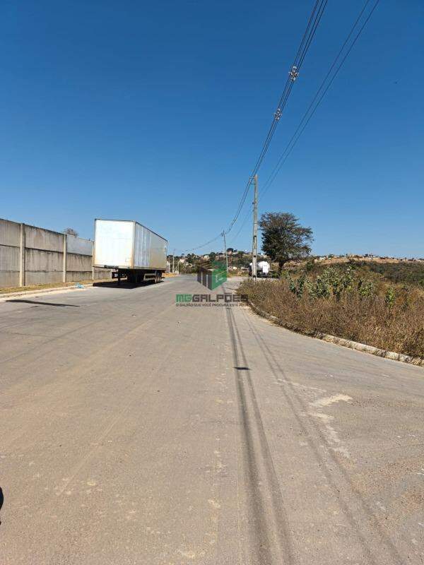 Terreno/Área para à venda no bairro Novo Retiro : 