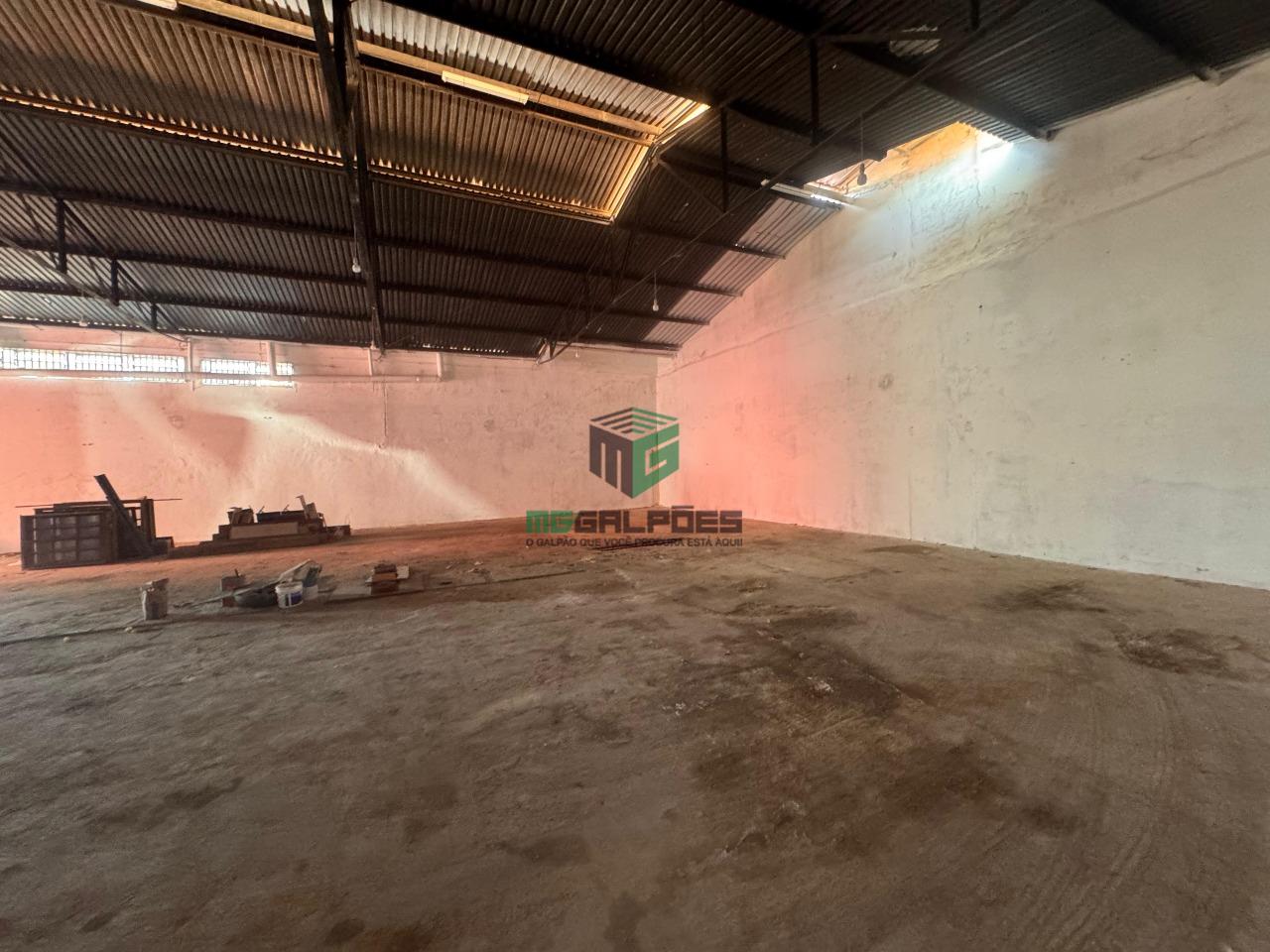 Galpão para para aluguel no bairro São Francisco : 