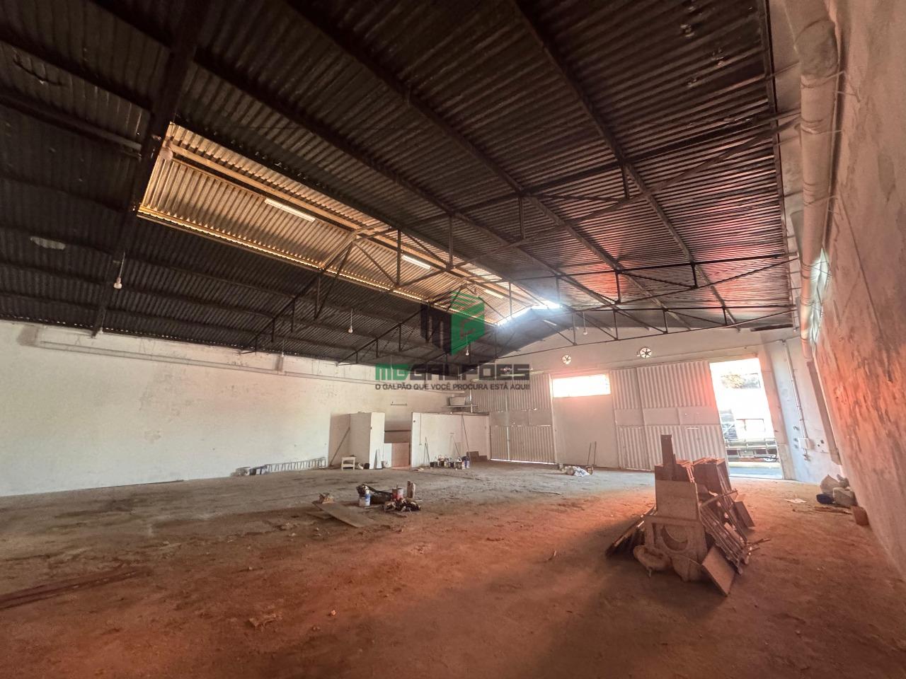 Galpão para para aluguel no bairro São Francisco : 