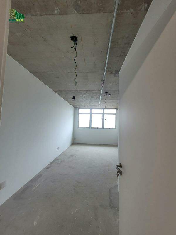Vale do Sereno Conartes Tower Sala: 