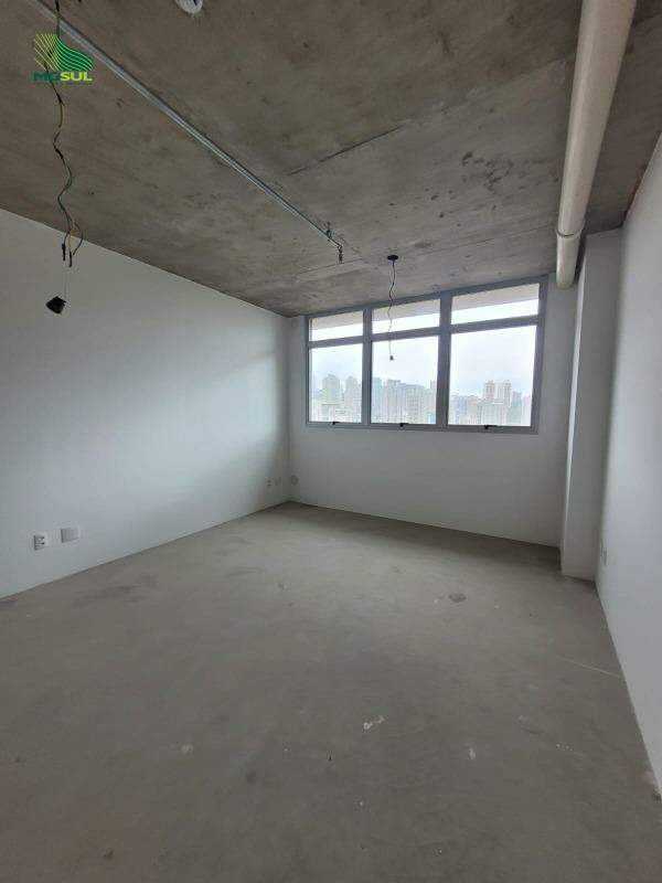 Vale do Sereno Conartes Tower Sala: 