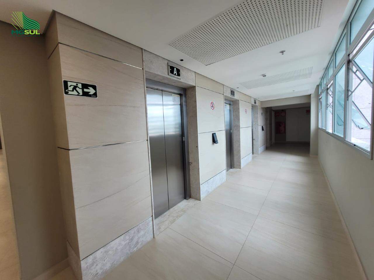 Vale do Sereno Conartes Tower Sala: 