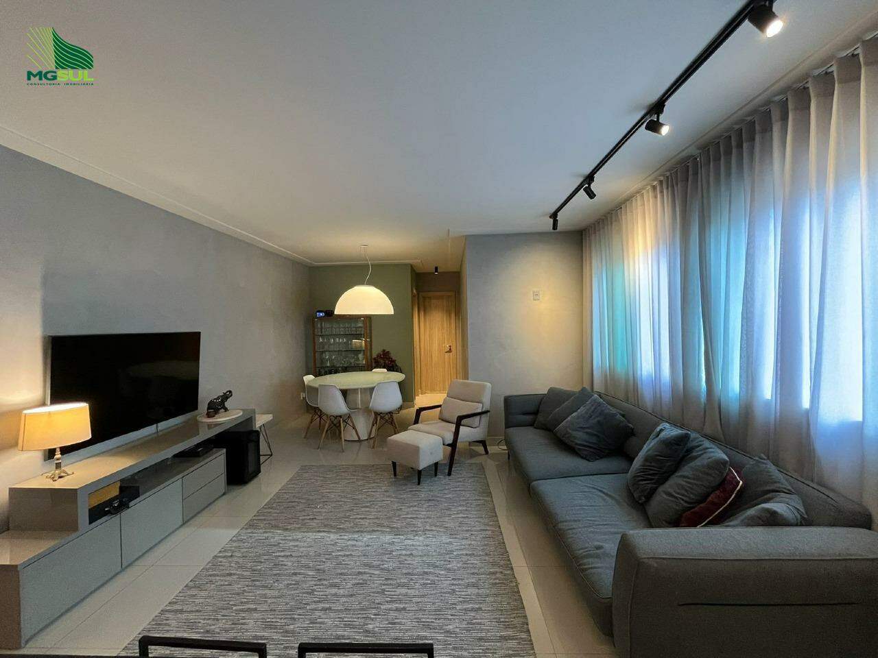 VILA DA SERRA EDIFÍCIO LE PREMIERE Apartamento: 