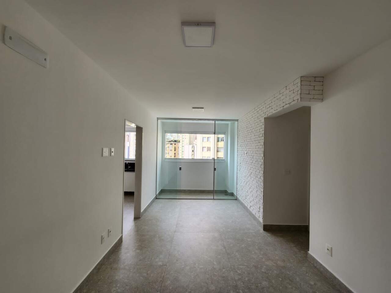 Vila Paris RES. VILLAGIO CASTELLI Apartamento: 