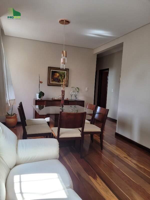 Nova Gameleira Apartamento: 