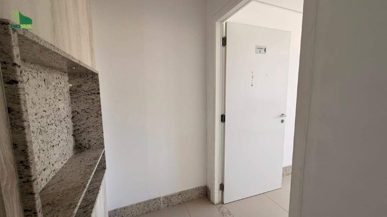 Santa Tereza ED. ROSSI ANDRADAS OFFICE Sala: 
