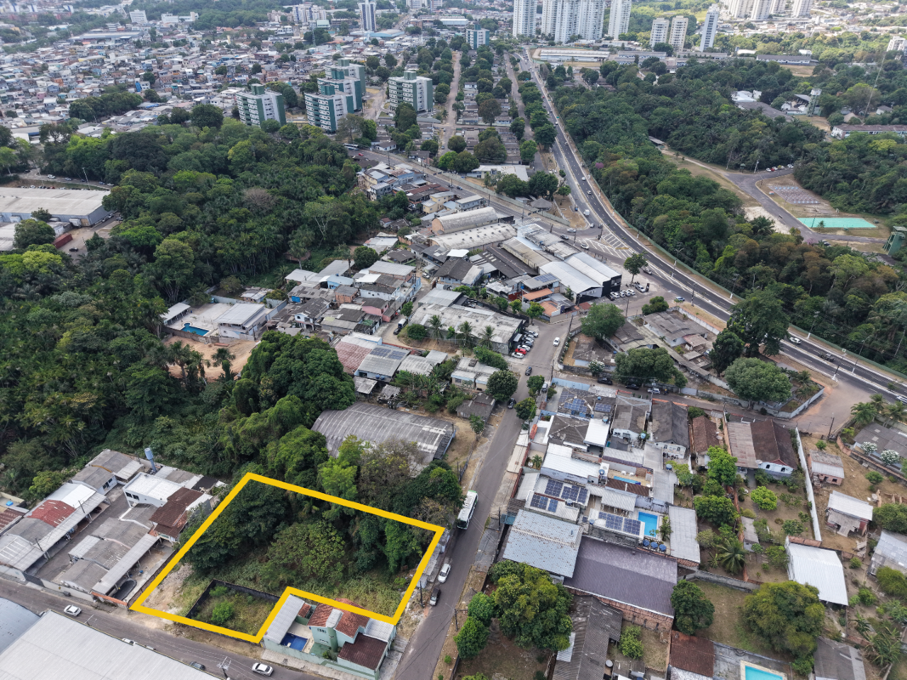 Lote à venda no Vila da Prata: 