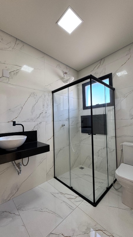 Casa em Condominio à venda no Terras de Santo Antônio: 