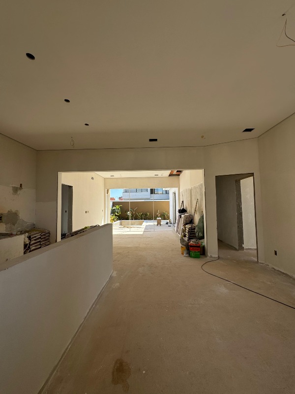 Casa em Condominio à venda no Terras de Santo Antônio: 