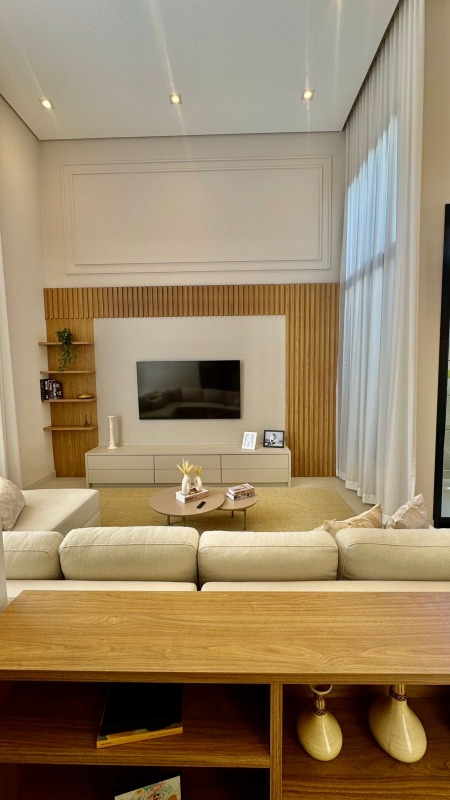 Casa em Condominio à venda no Terras de Santo Antônio: 