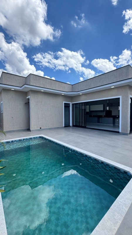 Casa em Condominio à venda no Terras de Santo Antônio: 