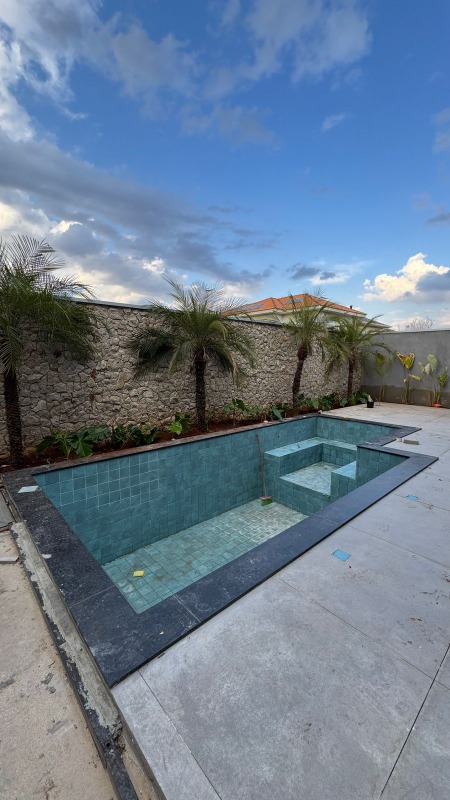 Casa em Condominio à venda no Jardim Colombo: 